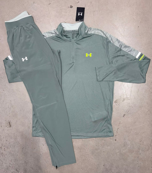 Under Armour Tech Set