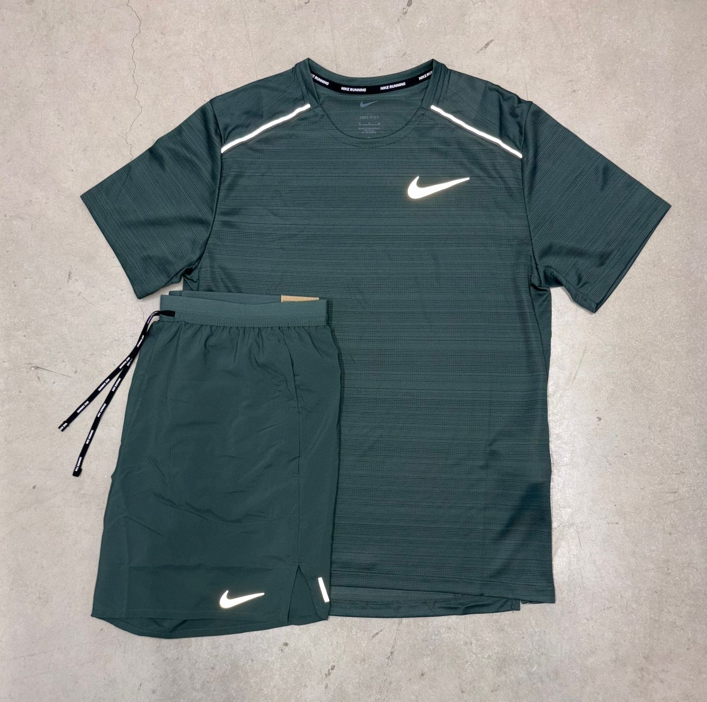 Nike Vintage Green / Flex Set