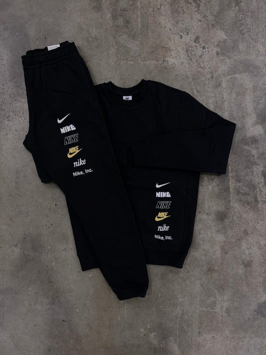 Nike Club Fleece Logo Set