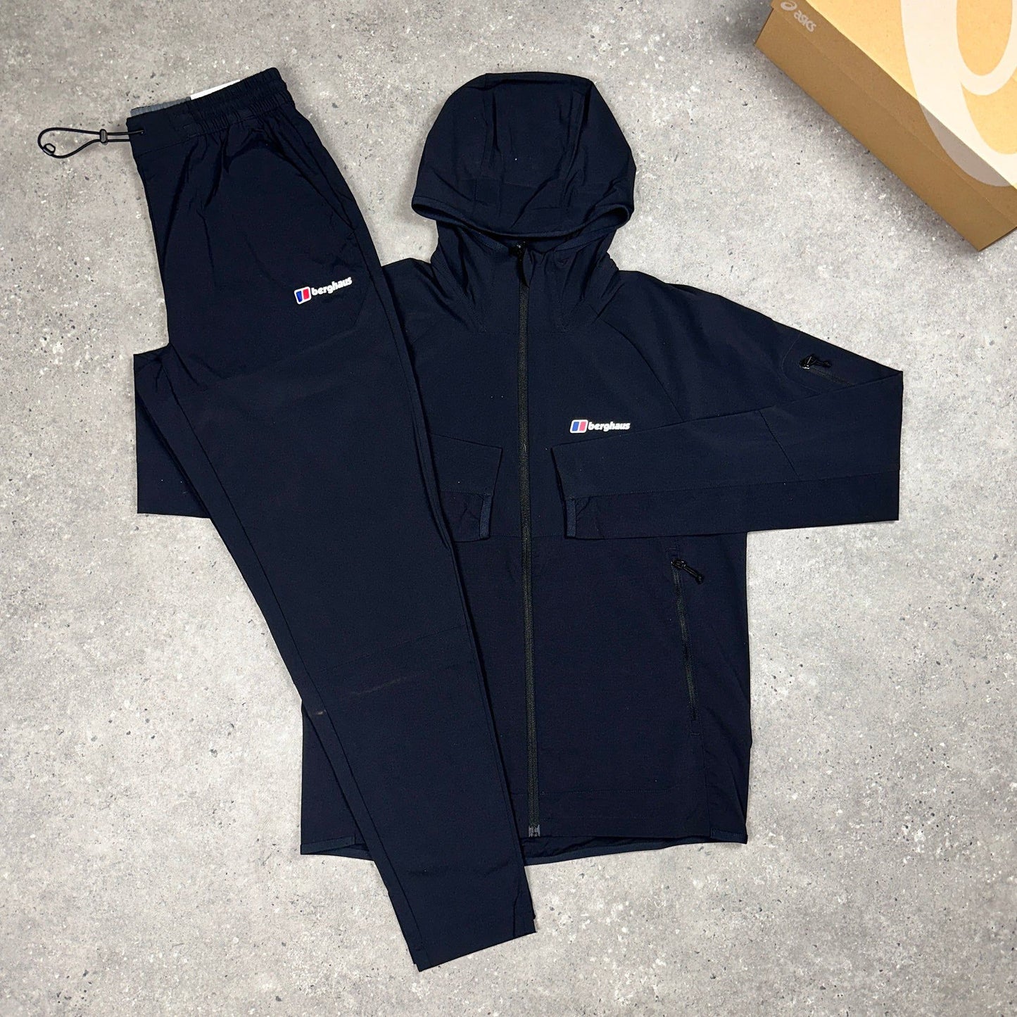 Berghaus Theran Set