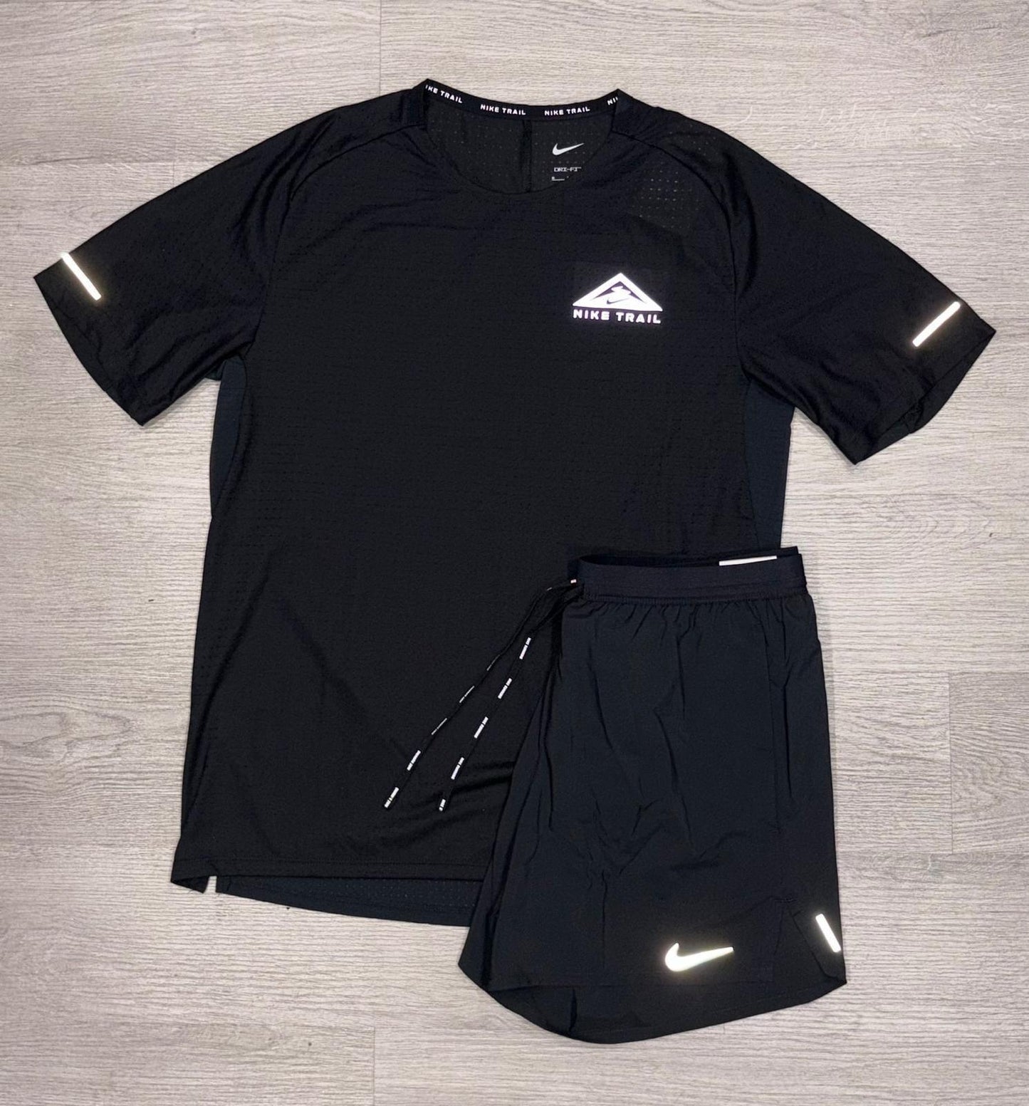 Nike Black Trail Set