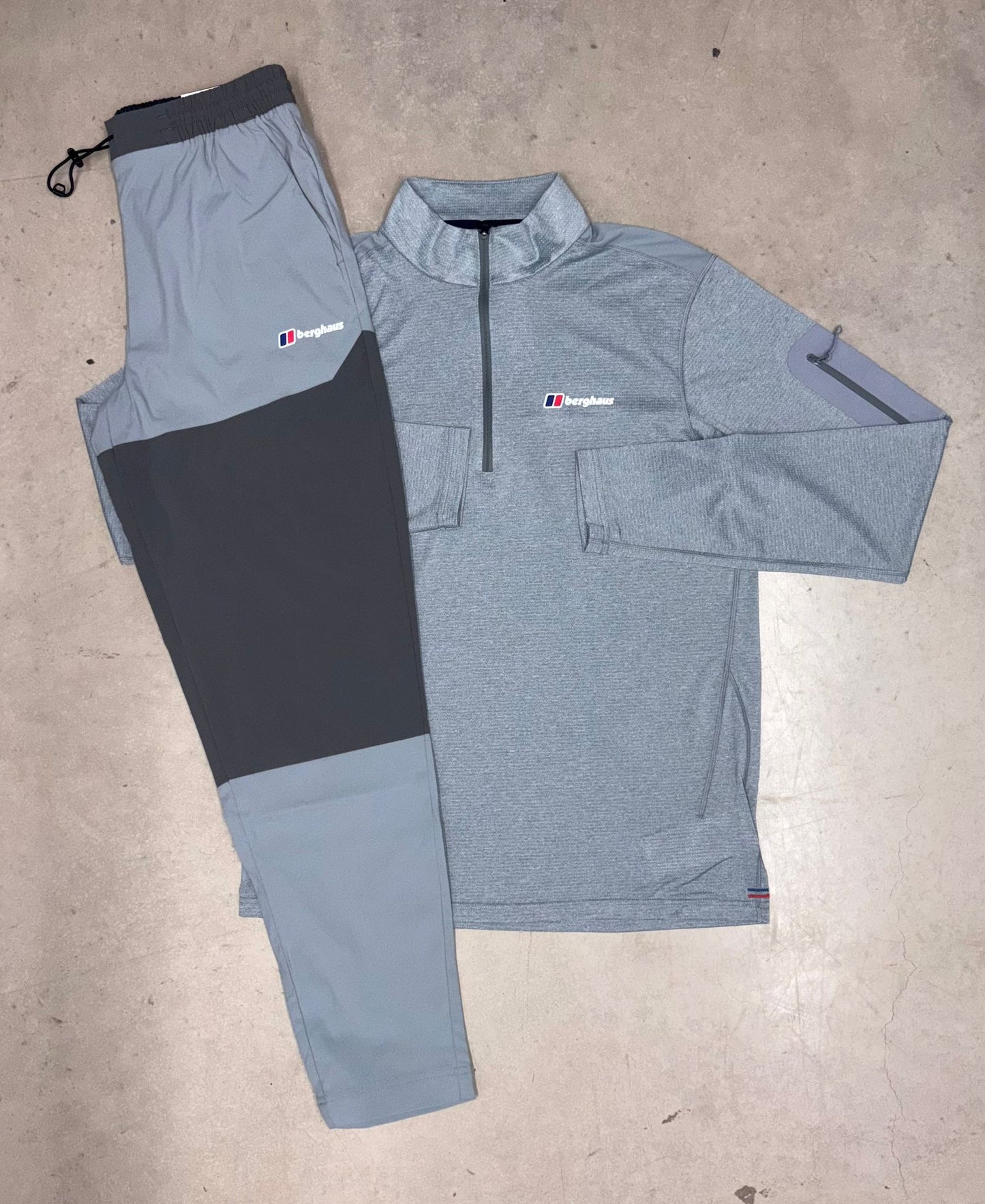 Berghaus Tech Q-Zip Set
