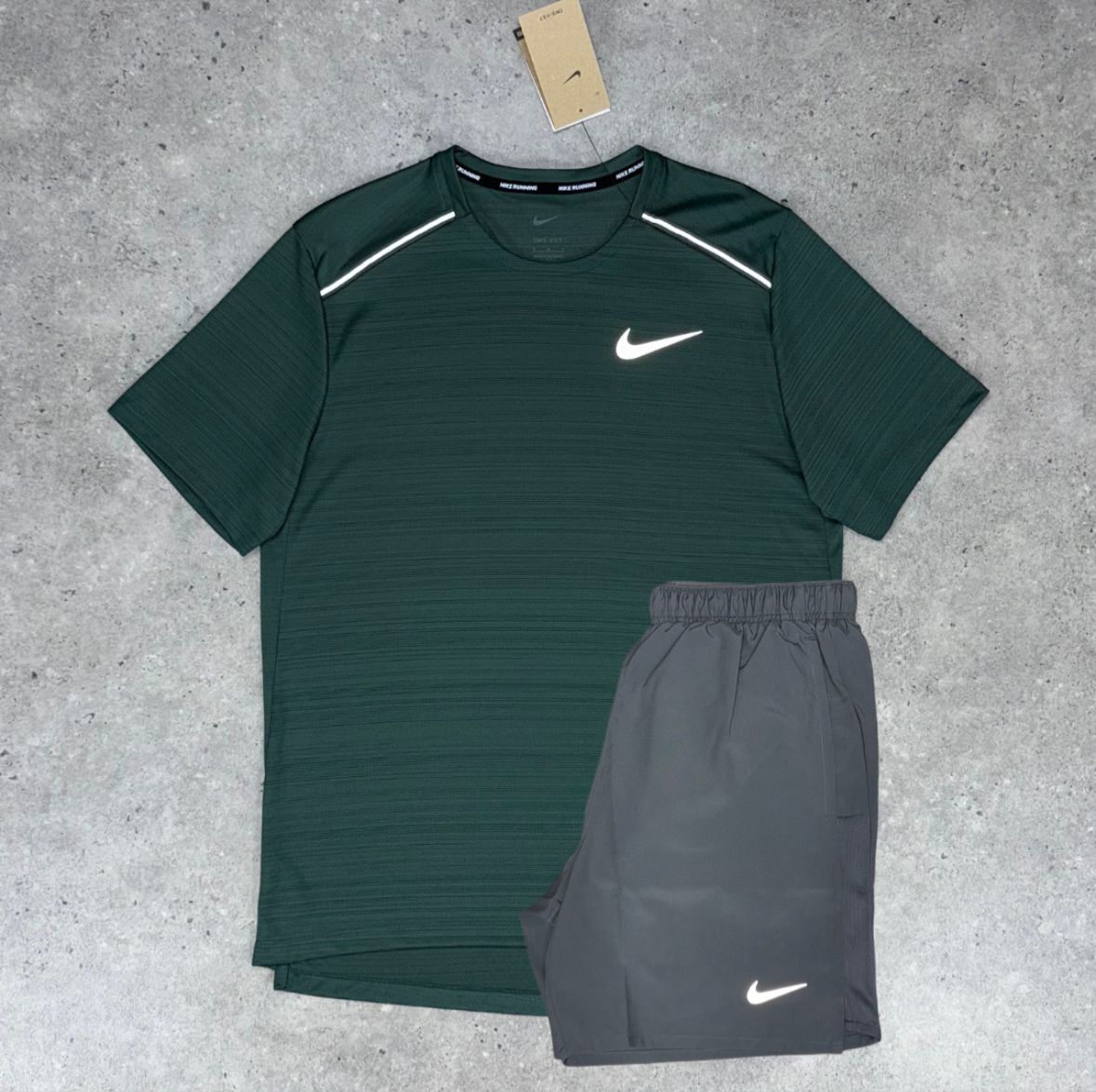 Nike Vintage Green Miler Set