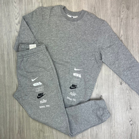 Nike Crew Fleece Set