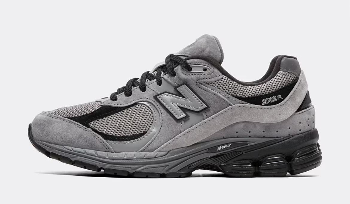 New Balance 2002R