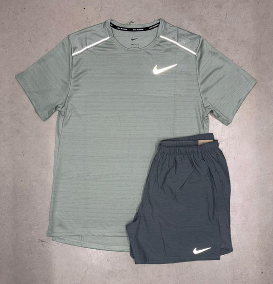 Nike Jade Horizon Miler Set