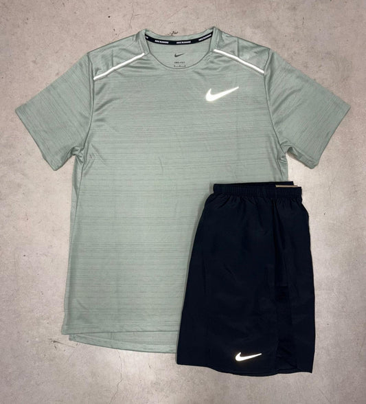 Nike Jade Horizon Miler Set
