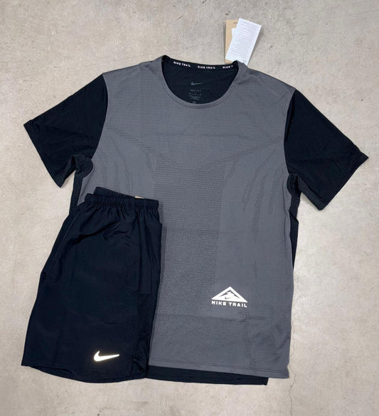 Nike Grey / Black Trail Set